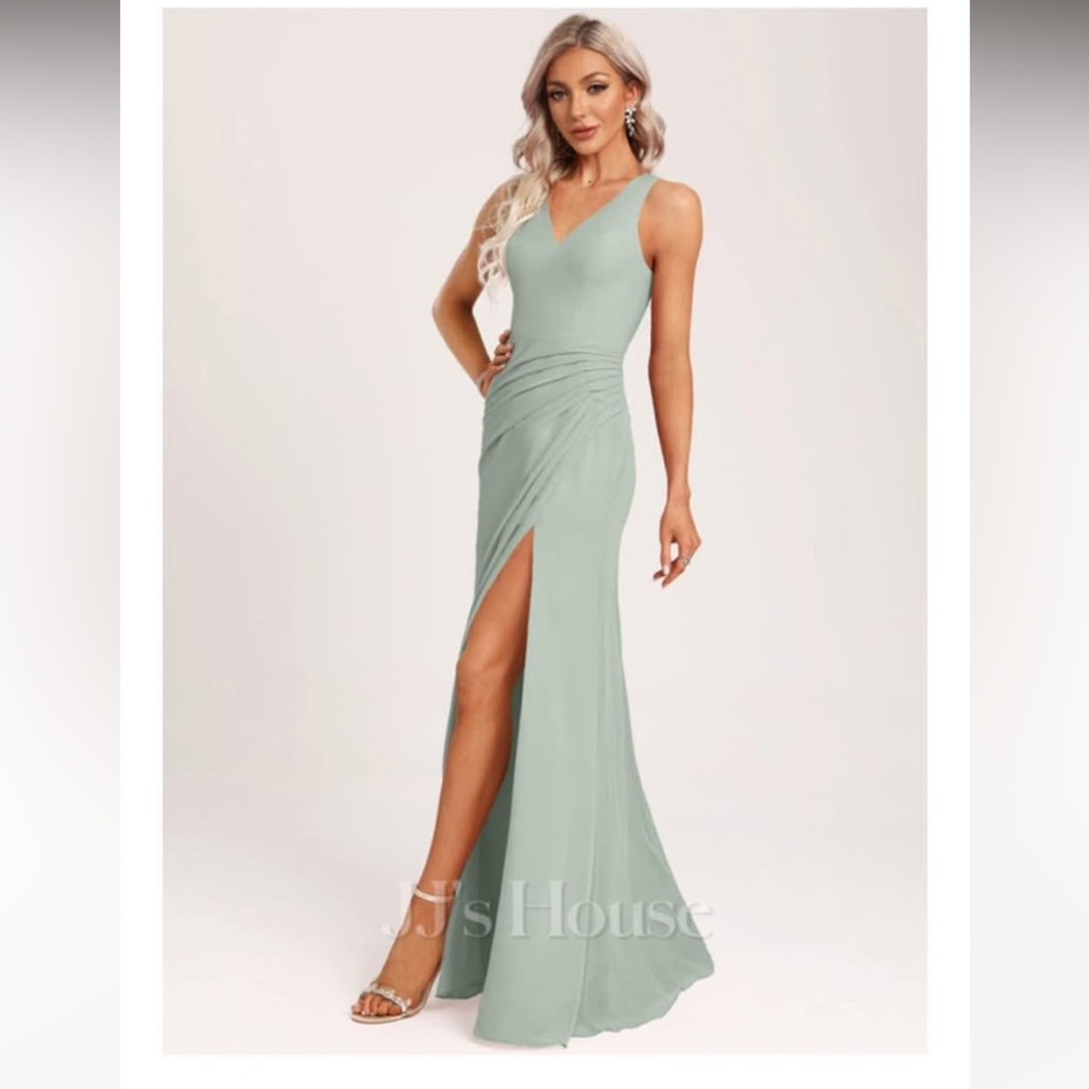 JJ’s house A-line V-Neck Floor-Length Chiffon Dress - Picture 4 of 8